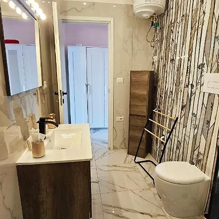 Loves Sanita Tatil Evi Napoli